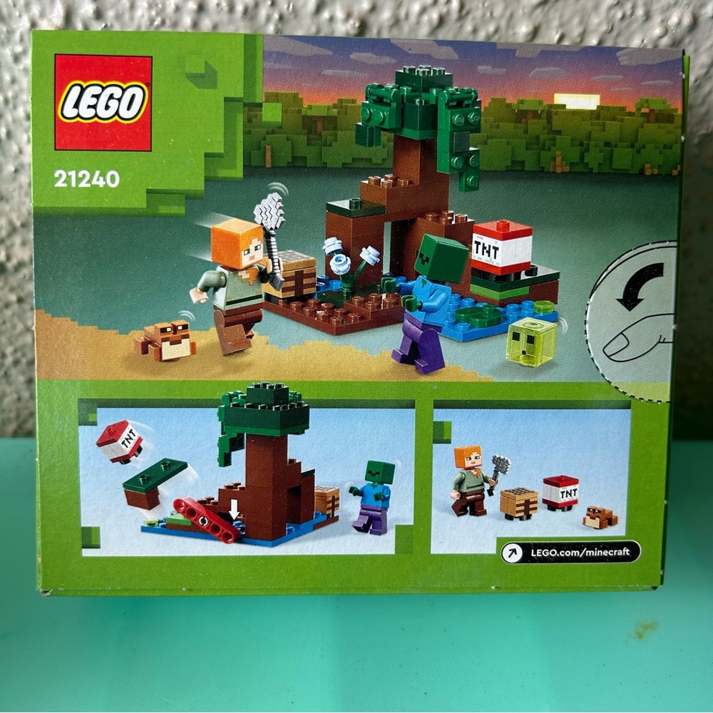LEGO MINECRAFT: The Swamp Adventure 21240 building kit 65 Pieces NIB - Picture 2 of 7